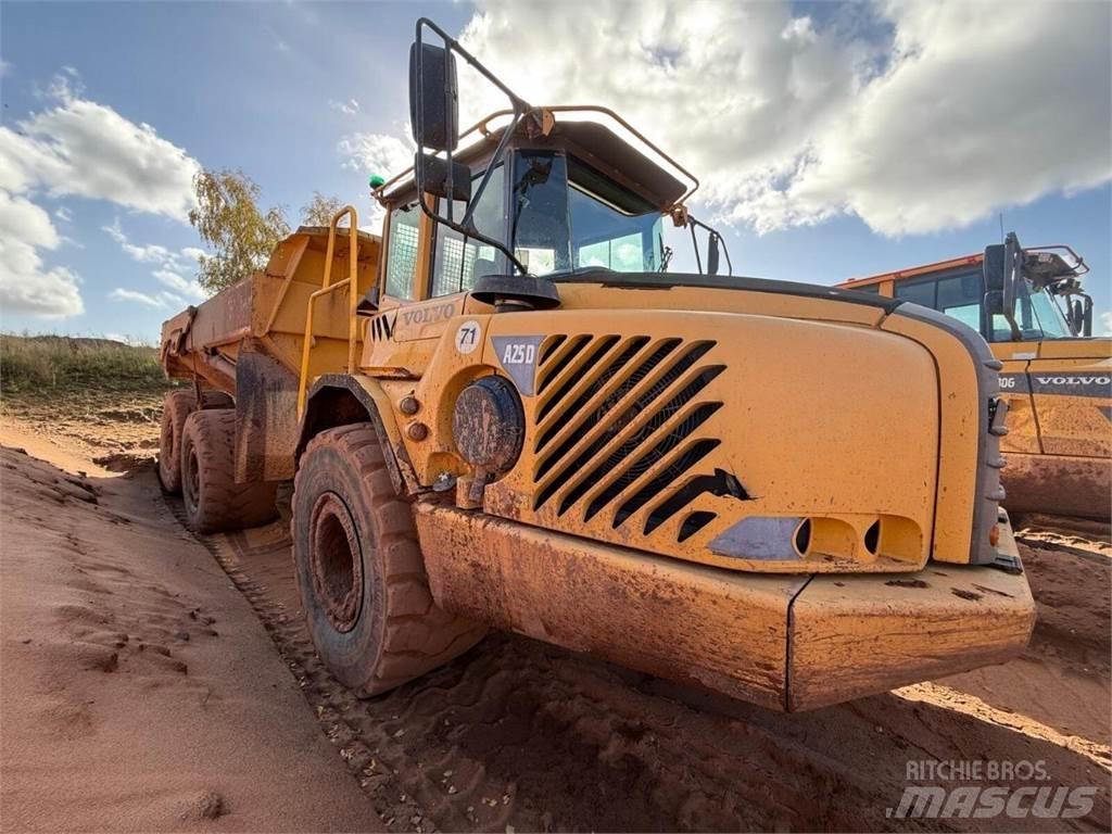 Volvo A25D 연결식 홀러