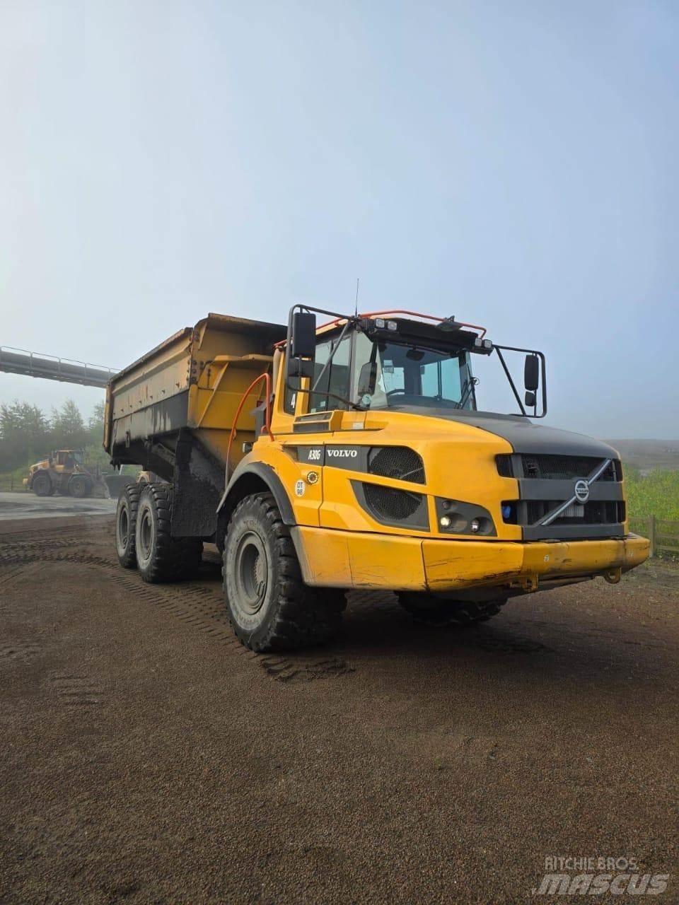 Volvo A30G 연결식 홀러