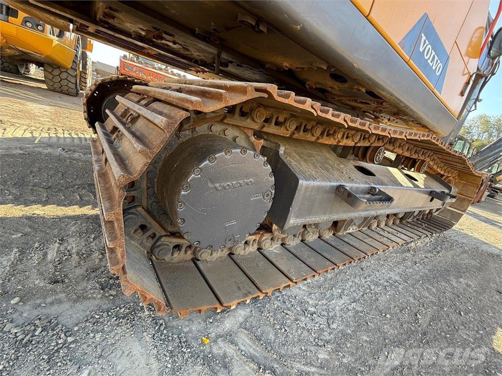 Volvo EC220EL 대형 굴삭기 29톤 이상