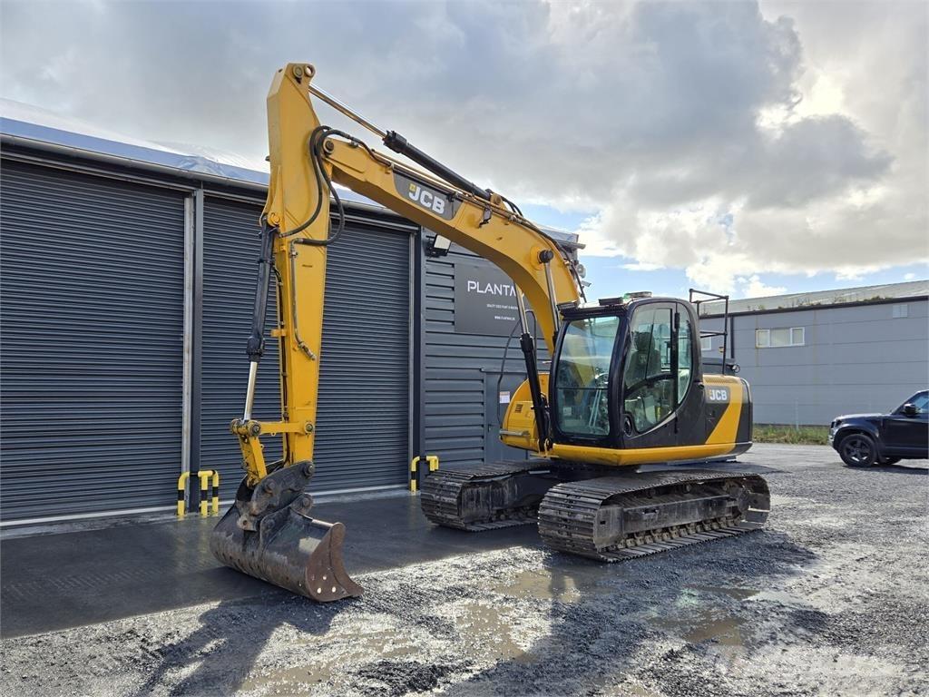 JCB 130LC 중형굴삭기 7톤-28톤