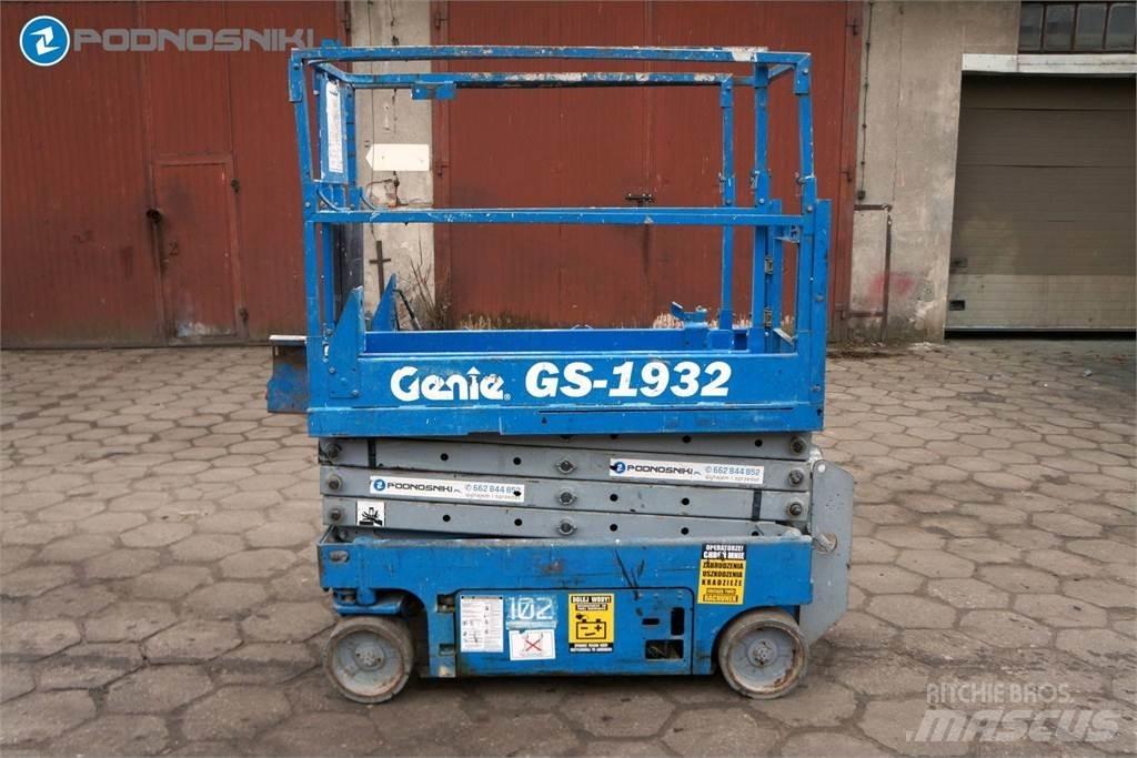 Genie 1932 가위형 리프트