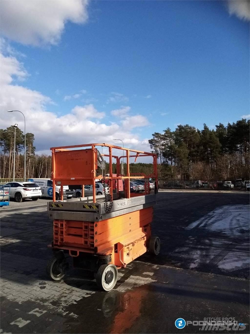 JLG 2646ES 가위형 리프트