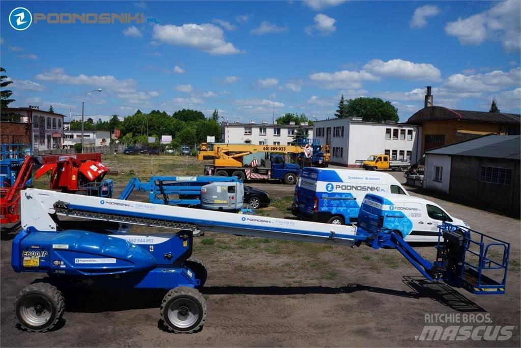 JLG E600JP 관절형 전동이동 리프트