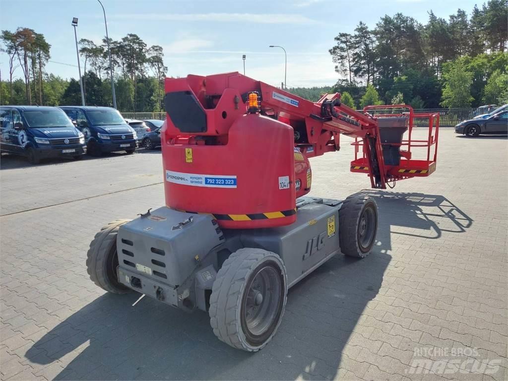 JLG M450AJ 관절형 전동이동 리프트