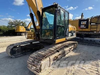 CAT 324DL Long Reach 대형 굴삭기 29톤 이상