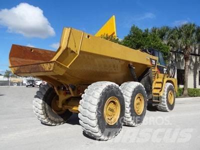 CAT 725 연결식 홀러
