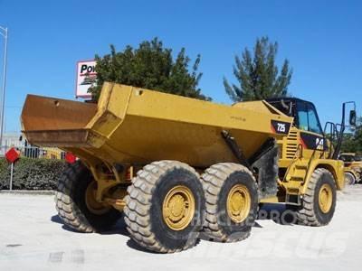 CAT 725 연결식 홀러