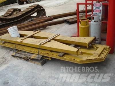 CAT 740 Tailgate 기타 부품  
