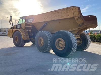 CAT 740B 연결식 홀러