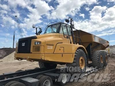 CAT 745C 연결식 홀러