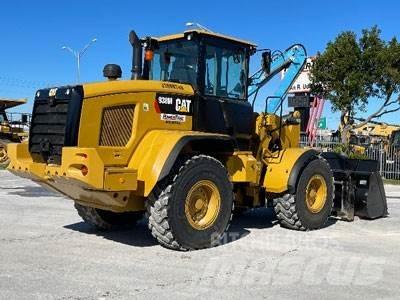 CAT 938M  휠로우더