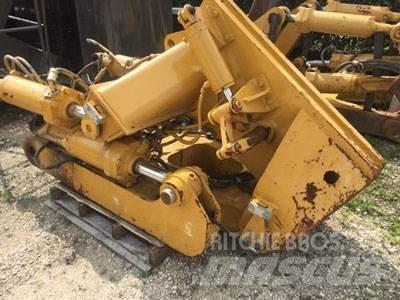 CAT D8T Ripper, S/S 기타 부품  