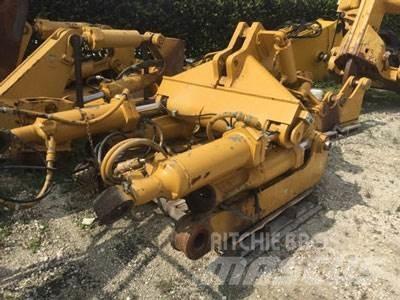 CAT D8T Ripper, S/S 기타 부품  