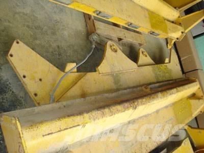 Volvo A40D Tailgate 기타 부품  