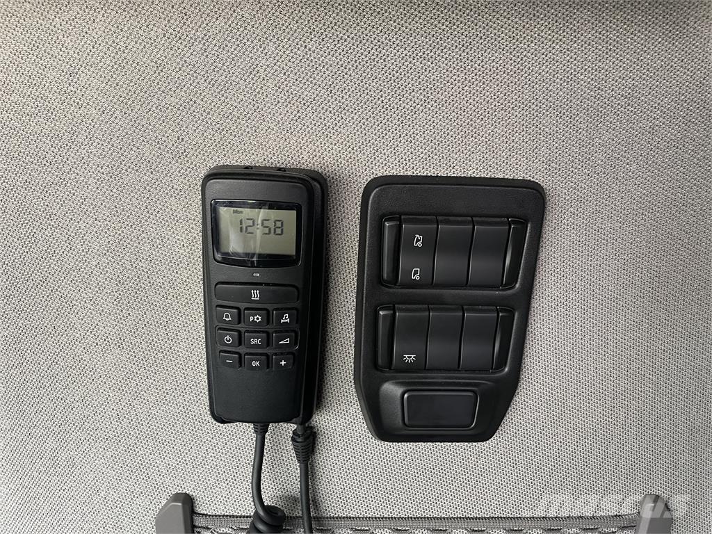 Scania S560 2950 트랙터 유닛