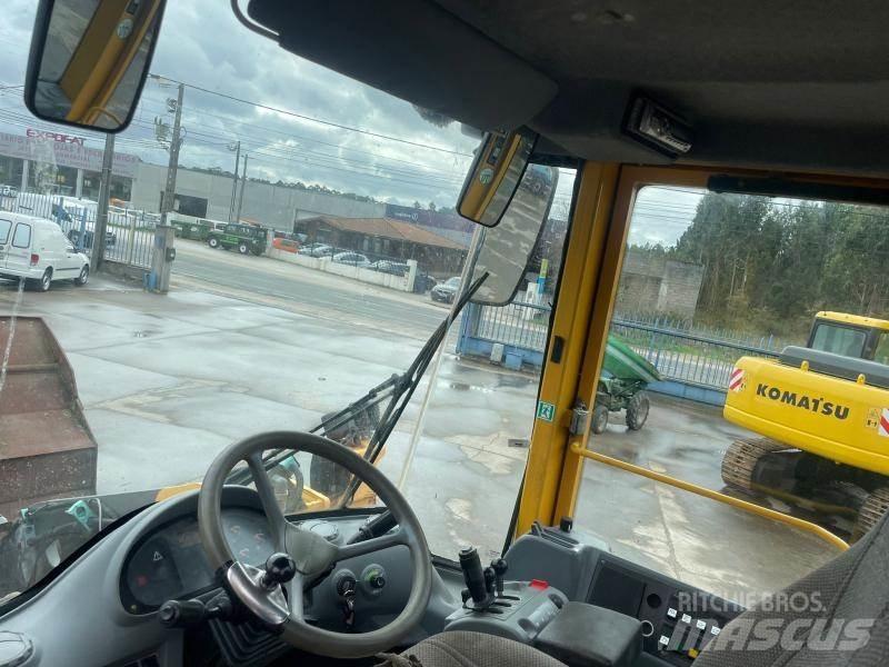 Volvo L 90 E  휠로우더