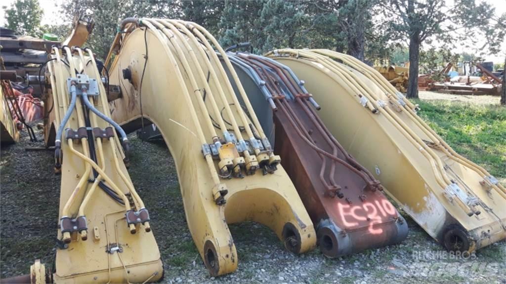CAT 231D 섀시 및 서스펜션