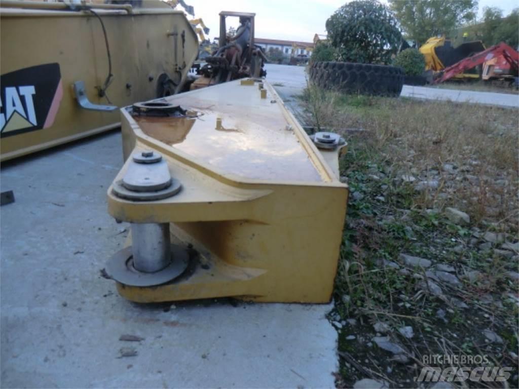 CAT 312D 섀시 및 서스펜션