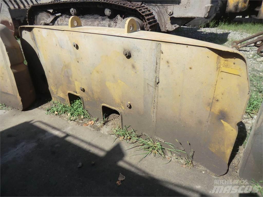 CAT 317B 섀시 및 서스펜션
