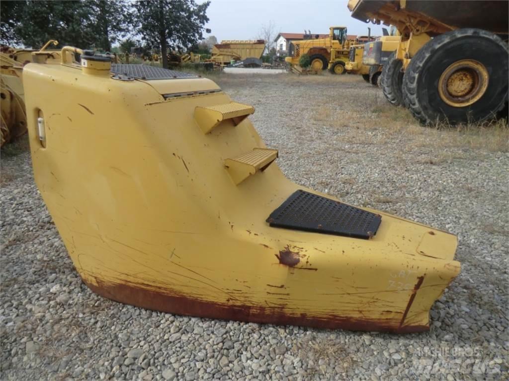 CAT 735 섀시 및 서스펜션