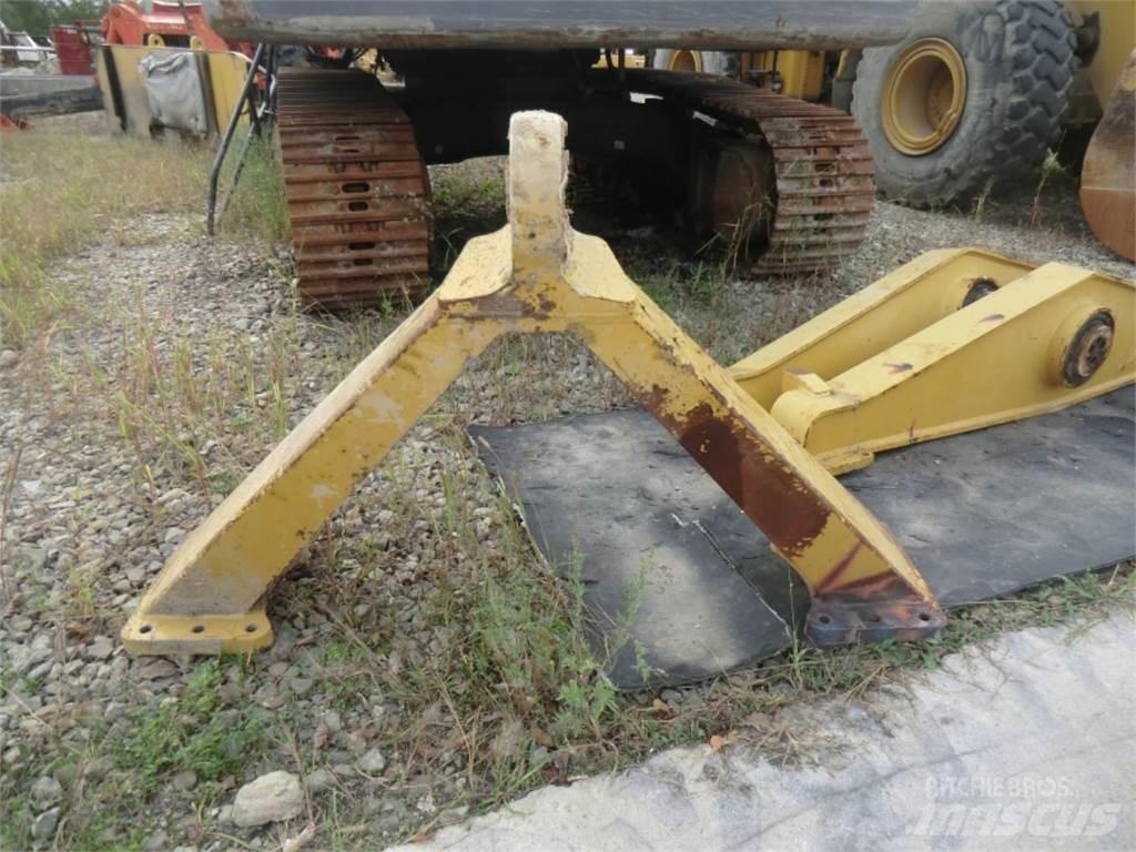 CAT 735 섀시 및 서스펜션