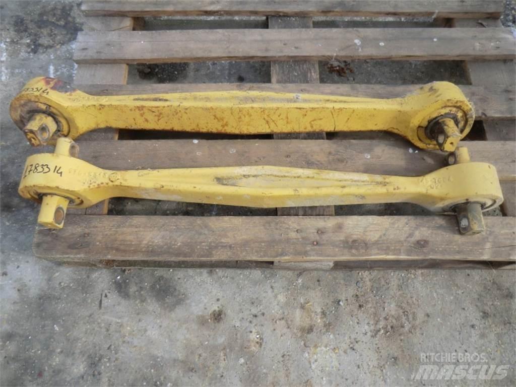 CAT 735 트랙, 체인 및 언더캐리지