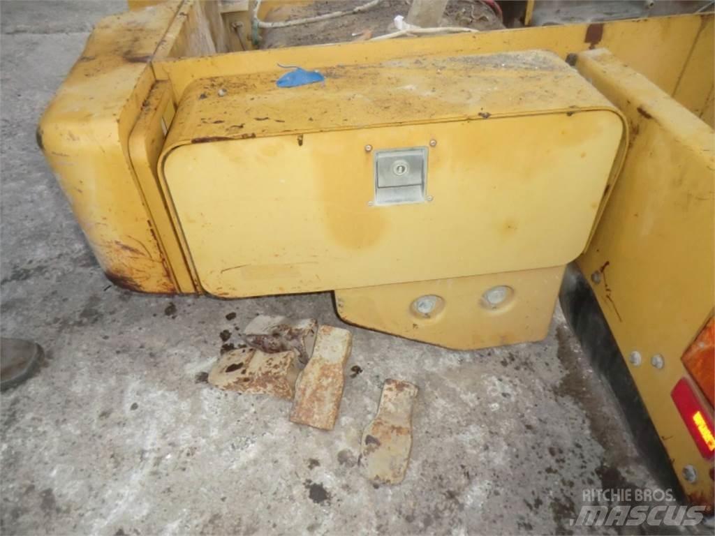 CAT 928G 섀시 및 서스펜션