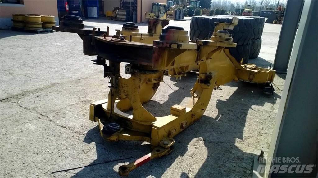 CAT 962H 섀시 및 서스펜션