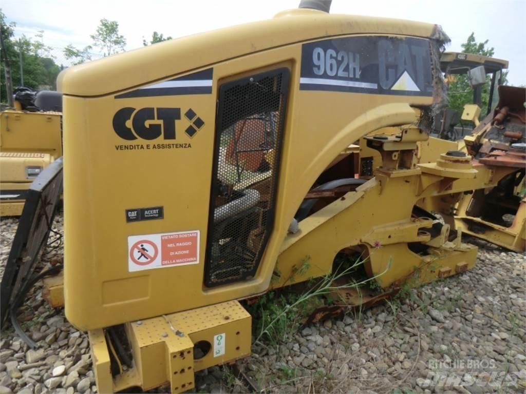CAT 962H 섀시 및 서스펜션