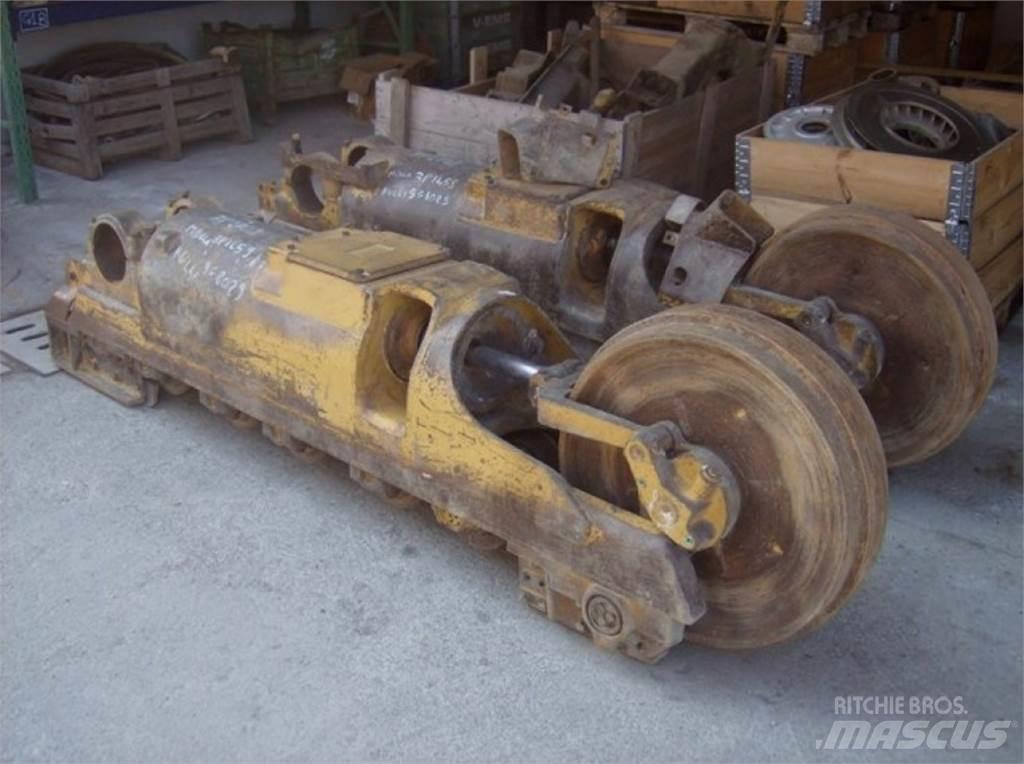 CAT 963 트랙, 체인 및 언더캐리지