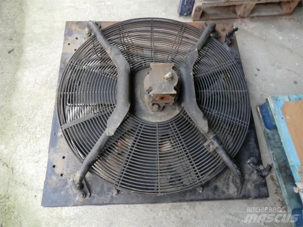 CAT 963D 섀시 및 서스펜션