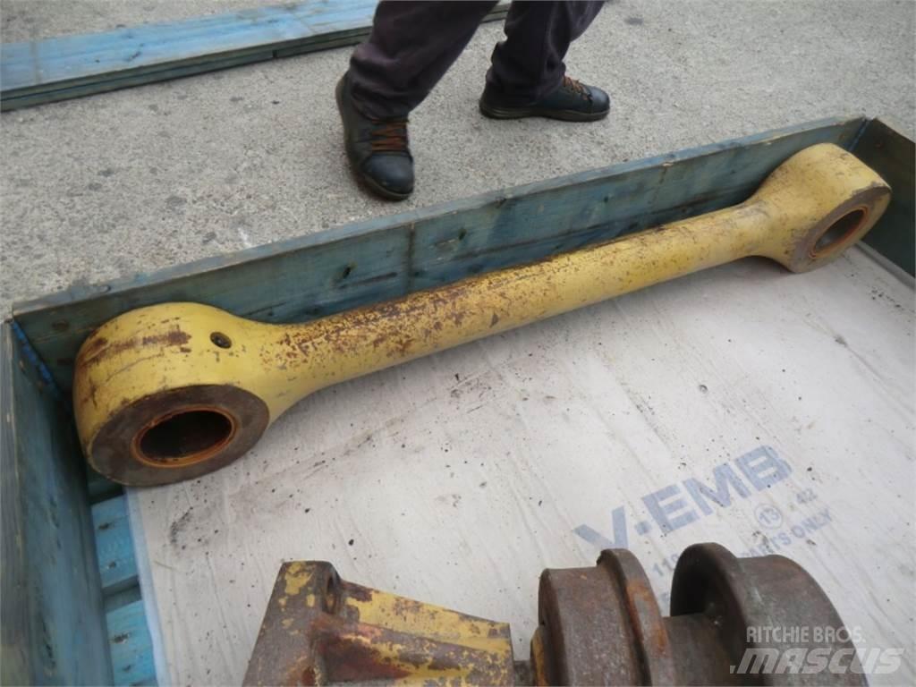 CAT 963D 섀시 및 서스펜션