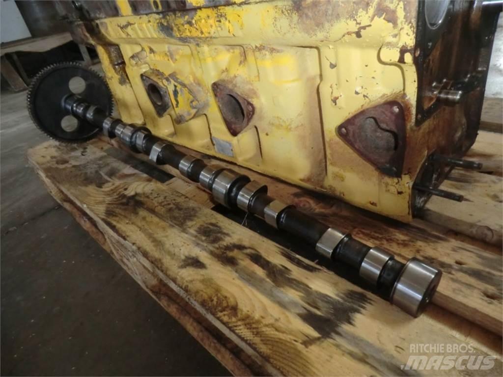 CAT D333 엔진