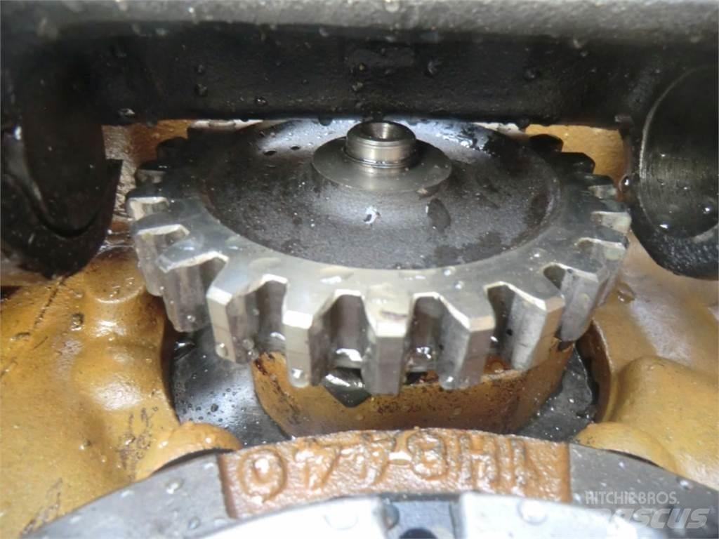 CAT D333 엔진