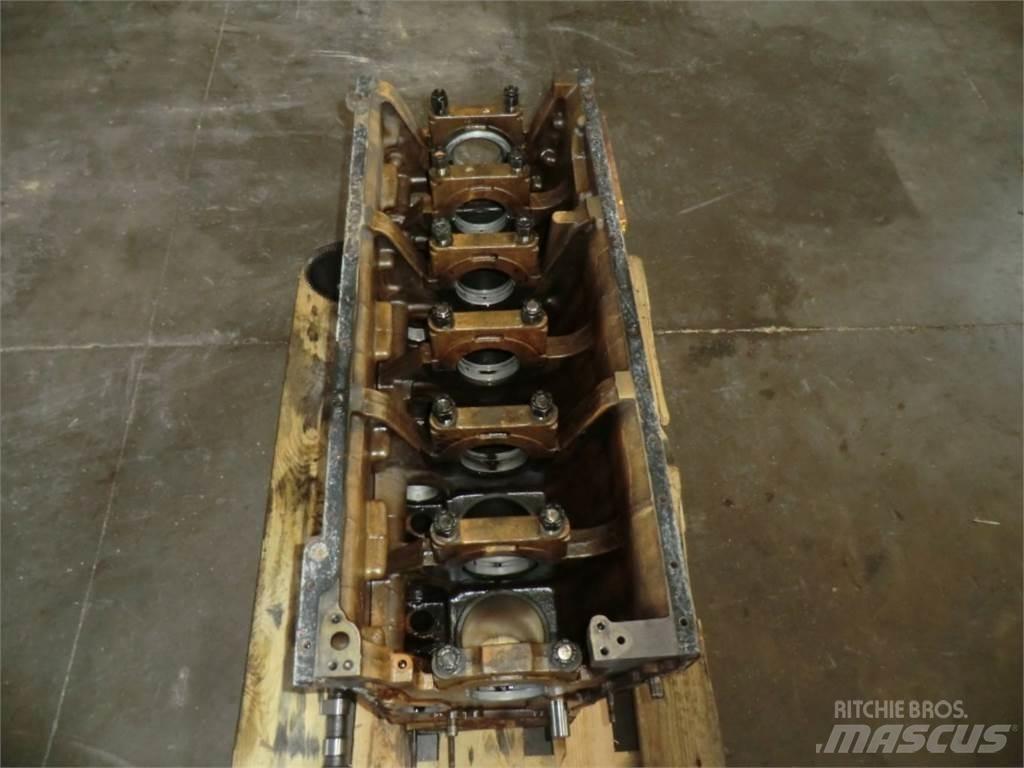 CAT D333 엔진