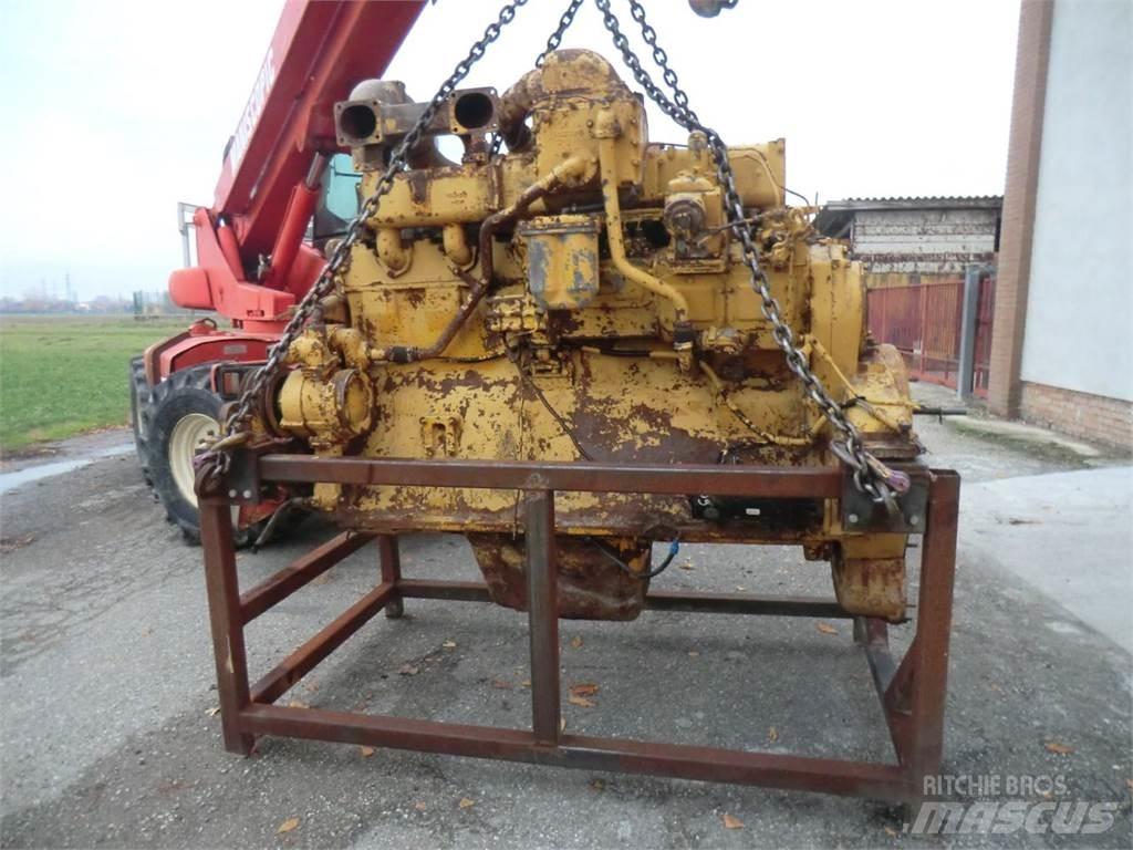 CAT D353 엔진