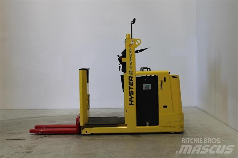 Hyster K1.0L 경량 반출 리프터