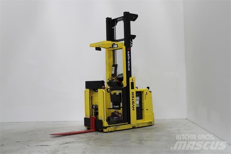 Hyster K1.0L 경량 반출 리프터