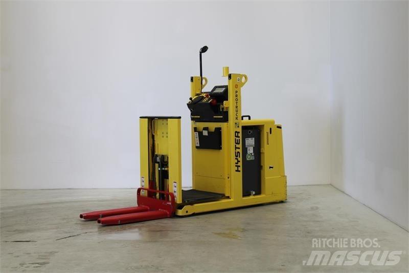 Hyster K1.0L 경량 반출 리프터