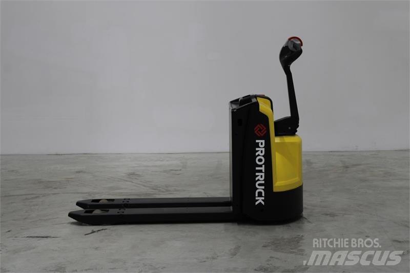 Hyster P1.6 경량 리프터