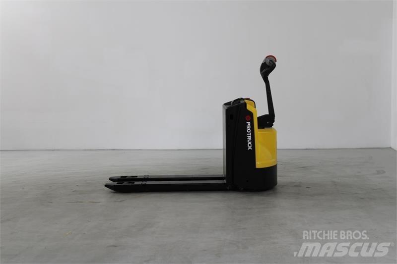 Hyster P1.6 경량 리프터