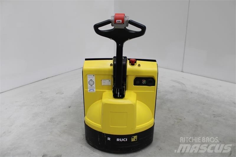 Hyster P1.6 경량 리프터