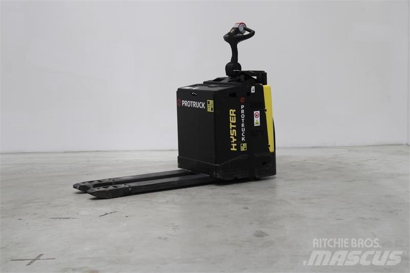 Hyster P2.0S 로우 리프터(승강대 포함)