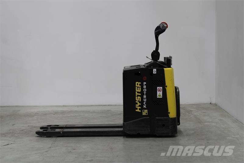 Hyster P2.0S 로우 리프터(승강대 포함)