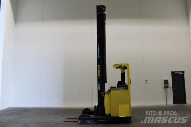 Hyster R2.0 리치 트럭