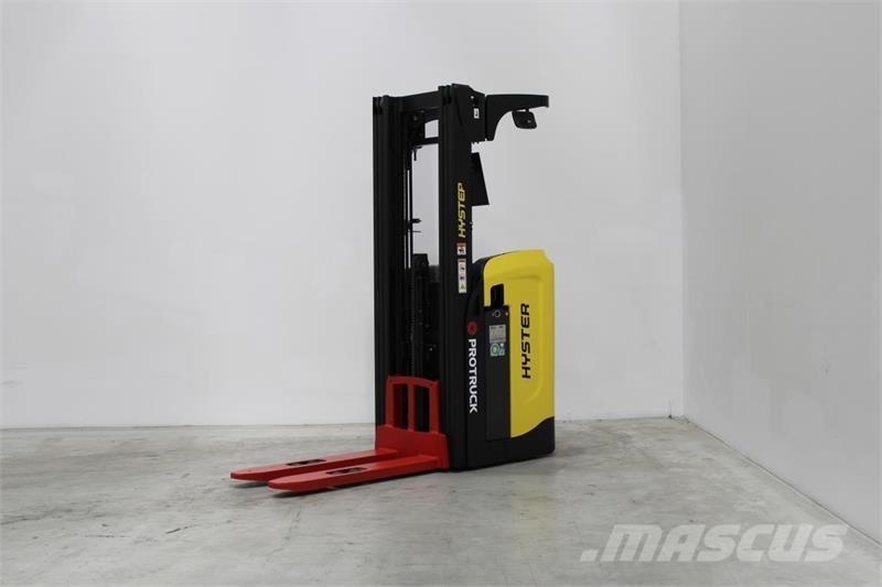 Hyster RS1.6 보행식 리치 지게차