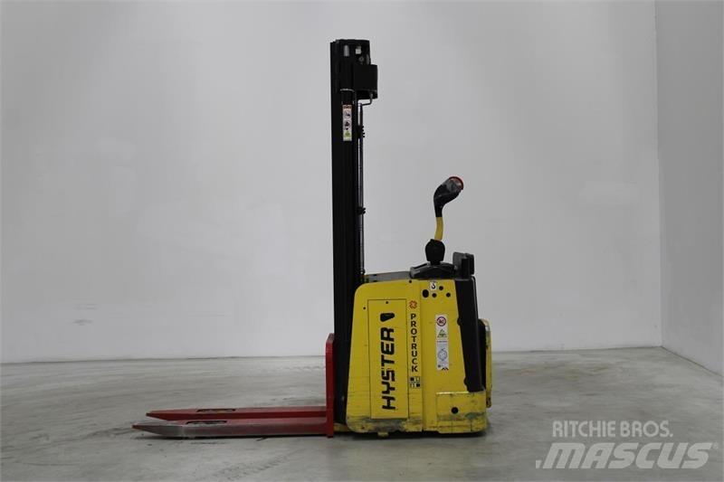 Hyster S1.5S 보행식 리치 지게차