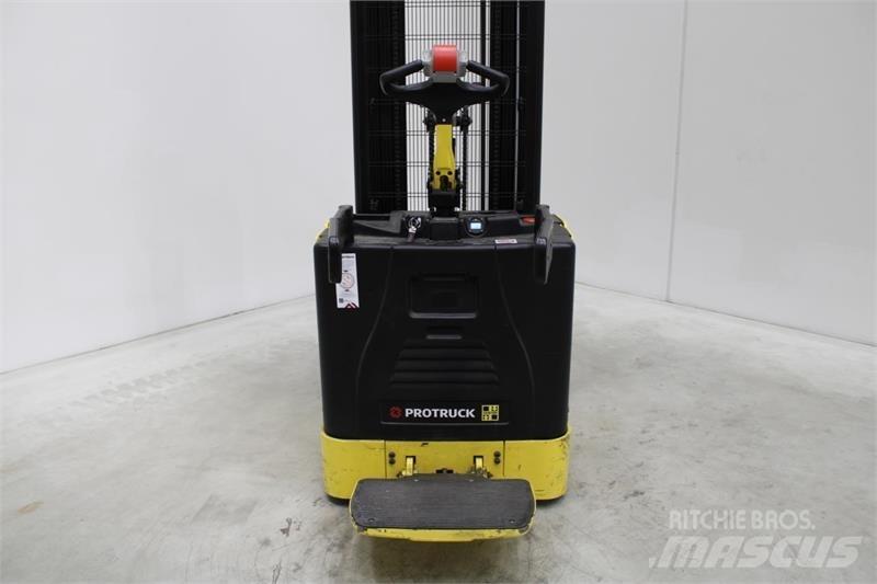 Hyster S1.5S 보행식 리치 지게차