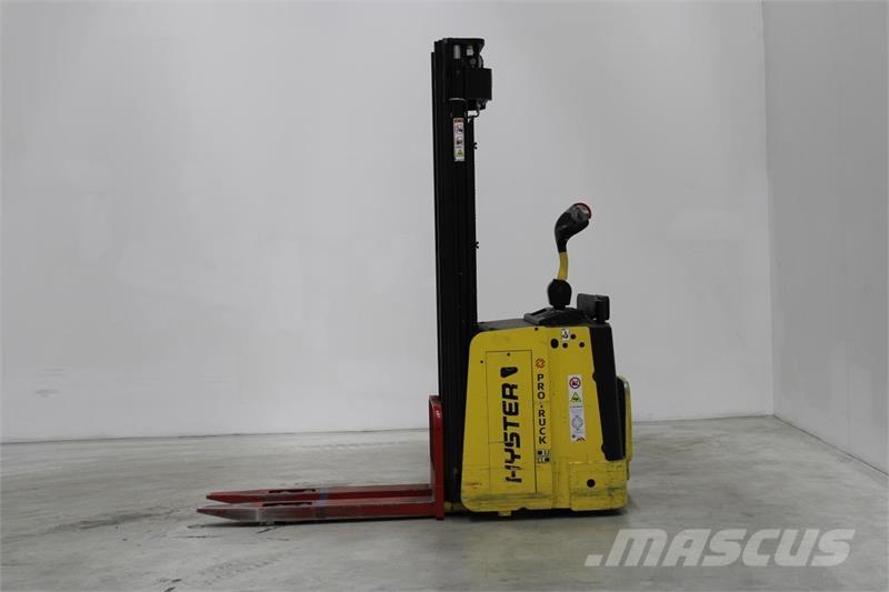 Hyster S1.5S 보행식 리치 지게차