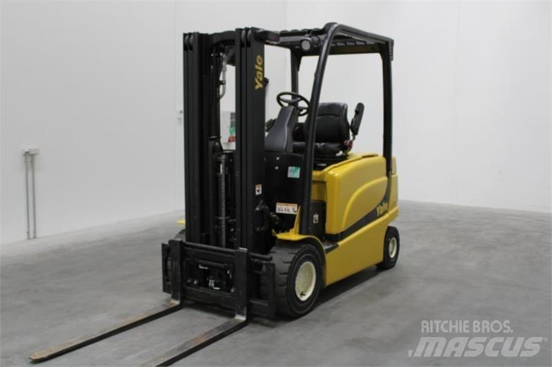 Yale ERP25VL 전동 지게차